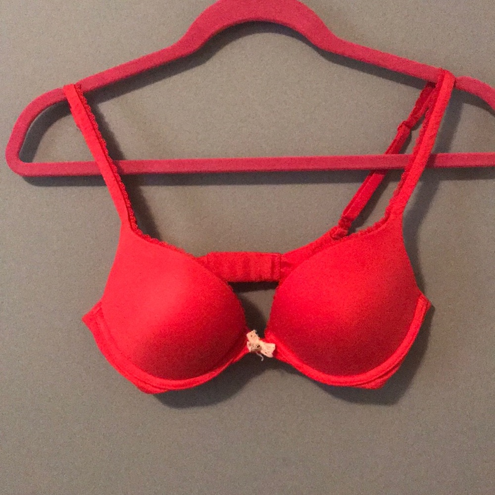 Victoria Secret Body bra